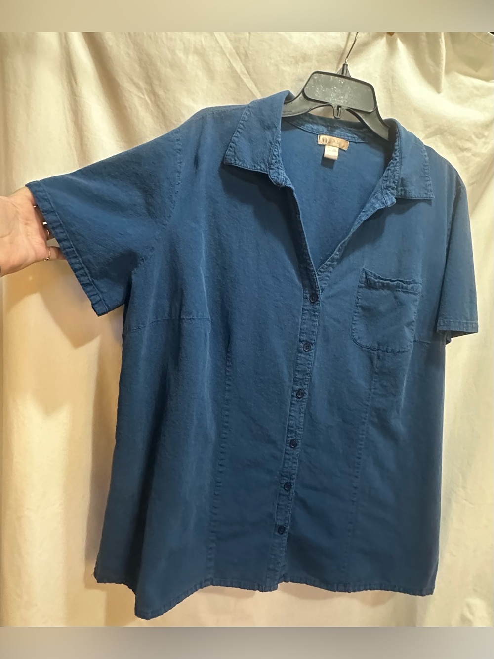 White Stag  Blue Short-Sleeve Button-Down Shirt